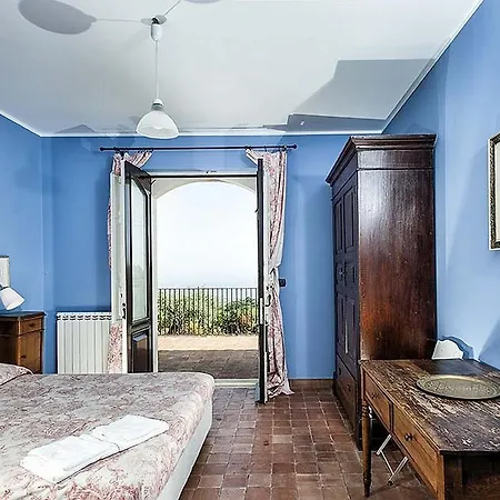 Camillina Villa *